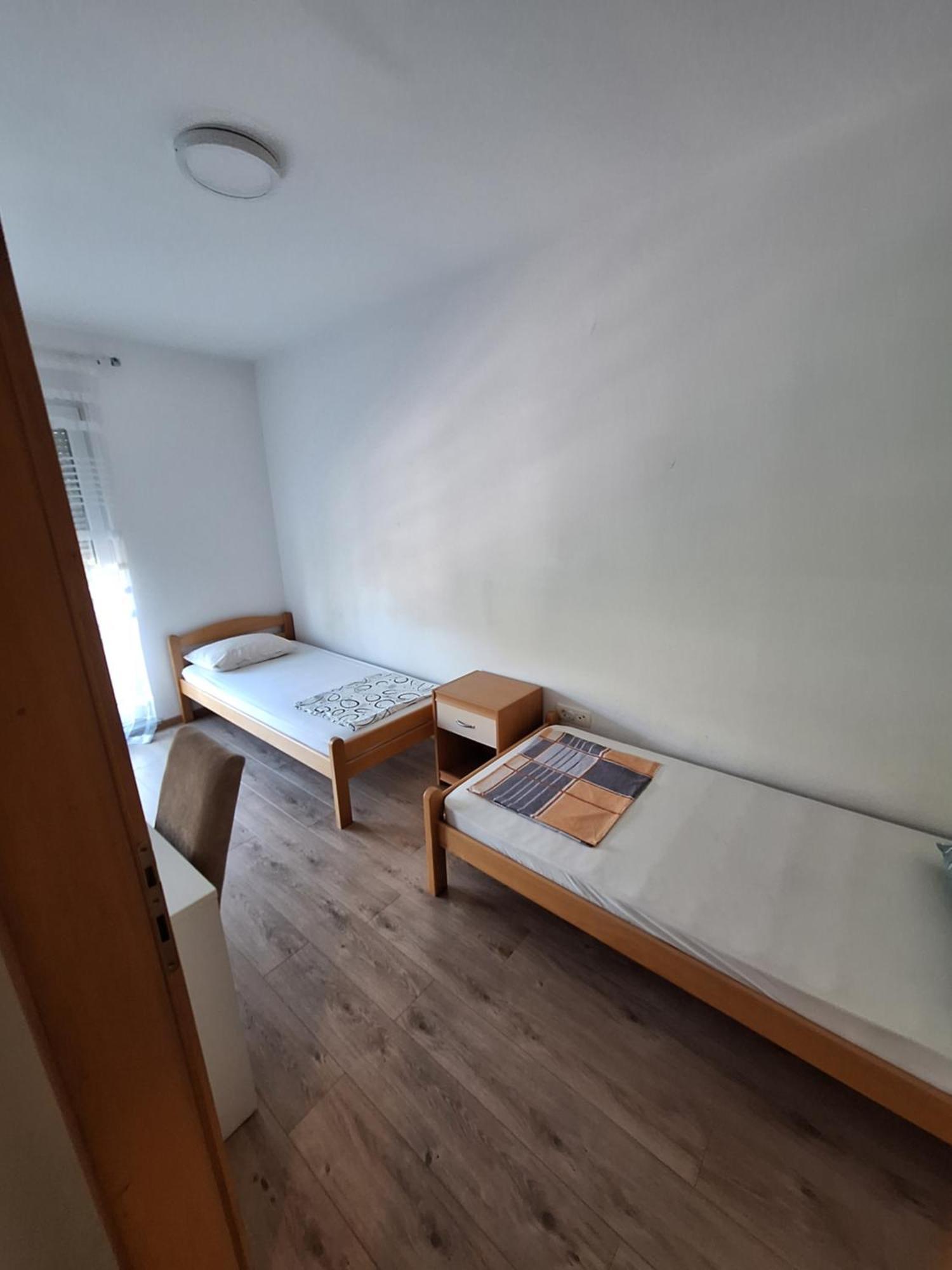 Apartment Enjoy Free Private Parking Мостар Екстер'єр фото