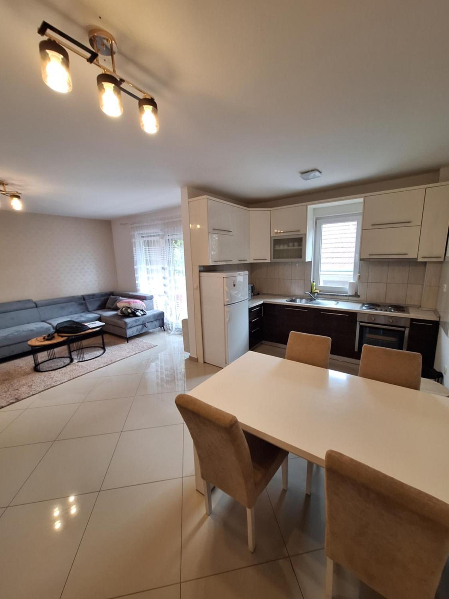 Apartment Enjoy Free Private Parking Мостар Екстер'єр фото